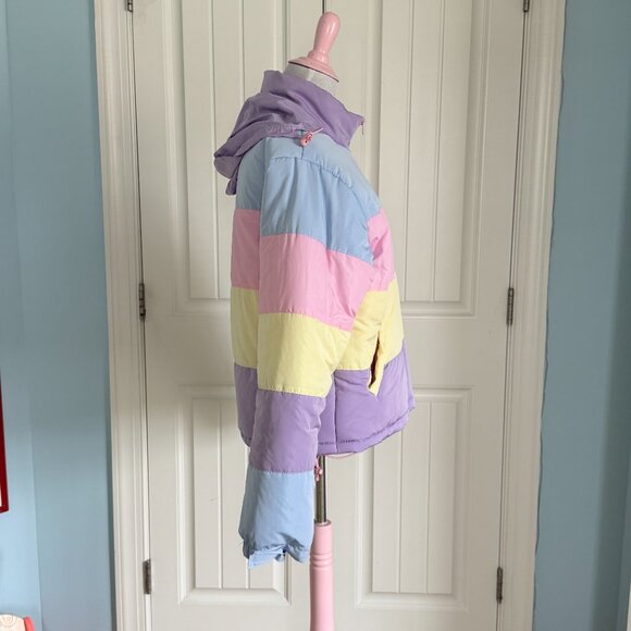 Kawaii Pastel Rainbow Stripe Puffer Coat with Hood - Picture 2 of 11